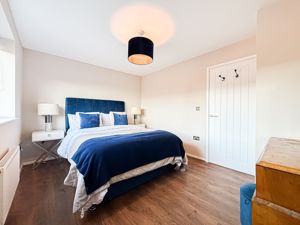 Photo 6- click for photo gallery